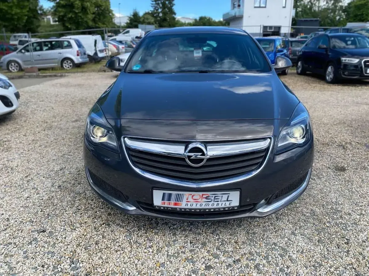 Gebraucht Opel Insignia Edition 170 PS (125 kW) 2016 Grau Limousine