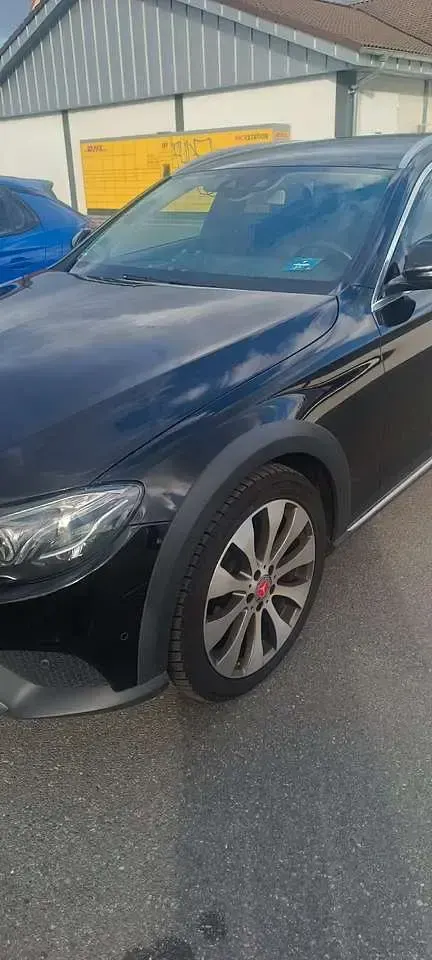 Gebraucht Mercedes E220 All-Terrain Exclusive 194 PS (142 kW) 2017 Kombi