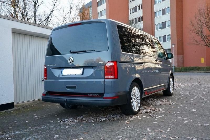 Gebraucht VW T6 150 PS (110 kW) 2016 Grau Van