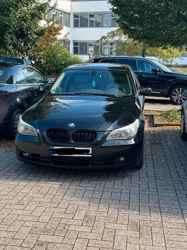 Schwarz Gebraucht 2004 BMW 530 Limousine | 3.500 € (Superpreis) - Bild 1/4