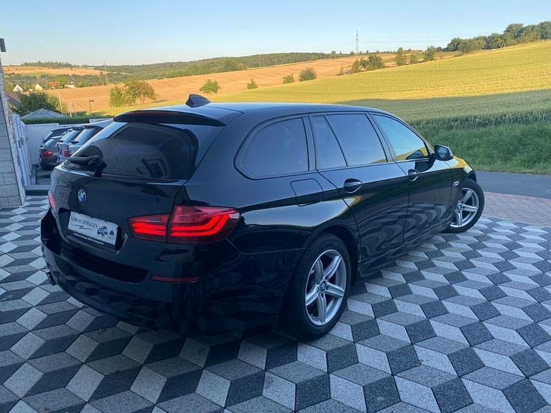 Gebraucht BMW 520 Comfort Edition 184 PS (135 kW) 2013 Schwarz Kombi