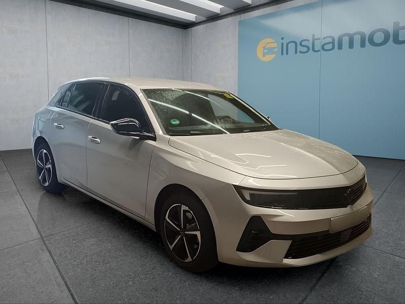 Używany Opel Astra 131 KM (96 kW) 2025 Szary Sedan/Limuzyna