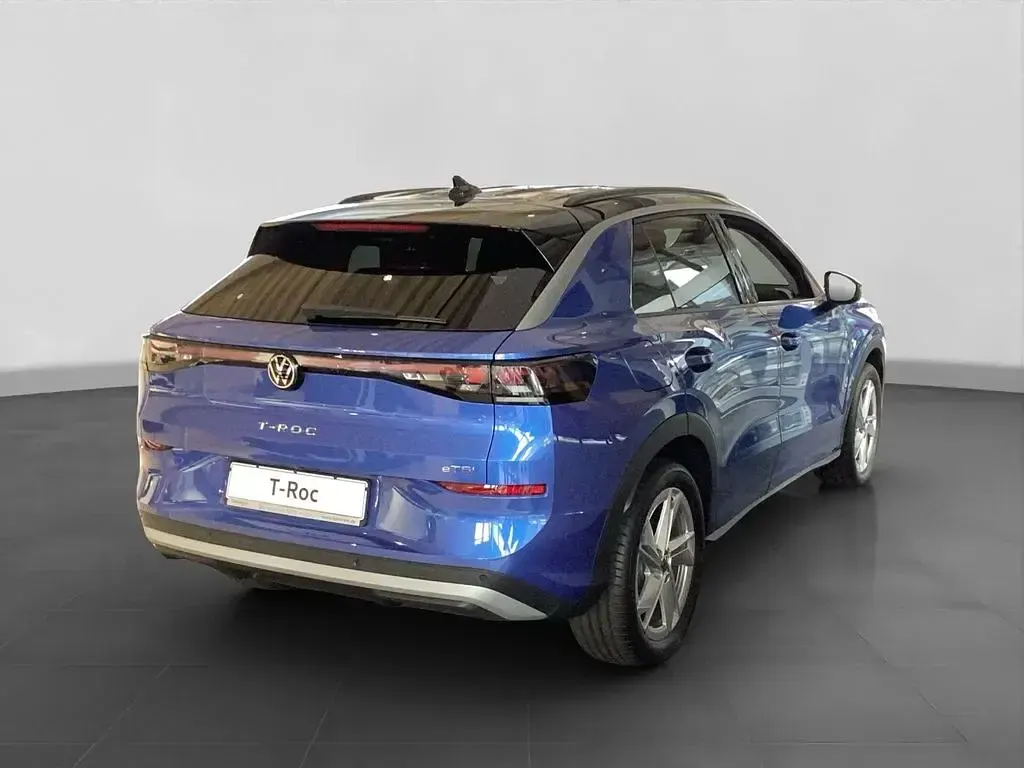 Gebraucht VW T-Roc Life 150 PS (110 kW) 2025 Blau SUV