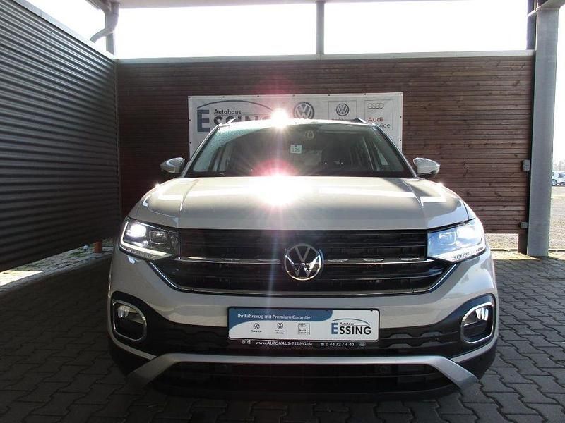 Gebraucht VW T-Cross Active 110 PS (80 kW) 2022 Ascotgrau SUV
