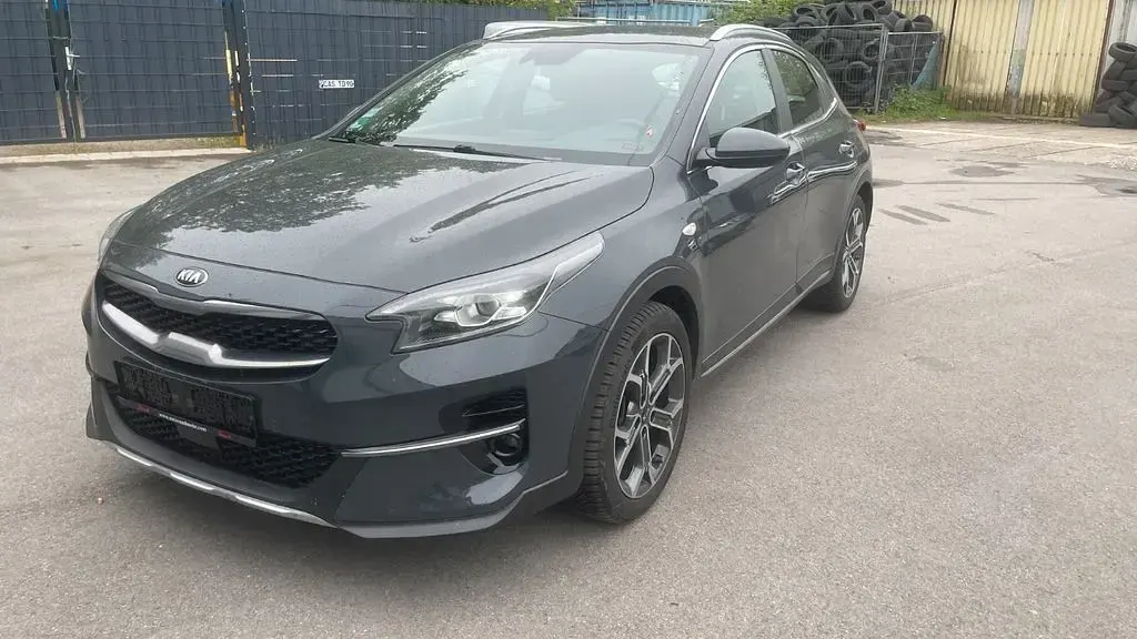 Używany Kia XCeed 140 KM (102 kW) 2020 Szary SUV