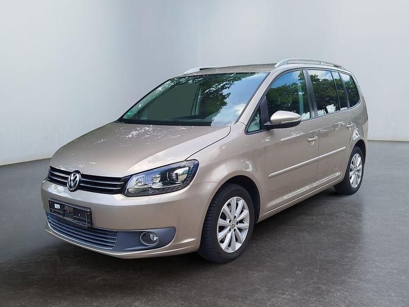 Beige Gebraucht 2011 VW Touran Highline Van / Kleinbus | 6.990 € (Fairer Preis) - Bild 1/4
