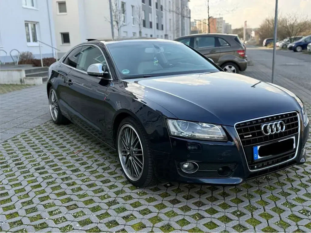Używany Audi A5 Ambiente 239 KM (175 kW) 2009 Niebieski Coupe