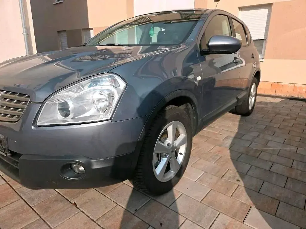 Gebraucht Nissan Qashqai Acenta 150 PS (110 kW) 2010 Grau SUV