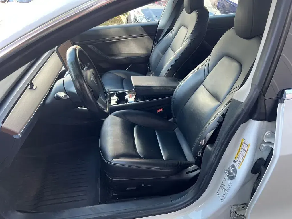 Gebraucht Tesla Model 3 Long Range RWD 211 kW (287 PS) 2020 Weiß Limousine