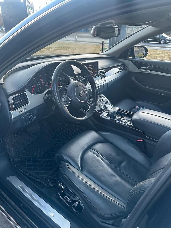 Occasion Audi A8 351 ch (258 kW) 2011 Bleue Berline