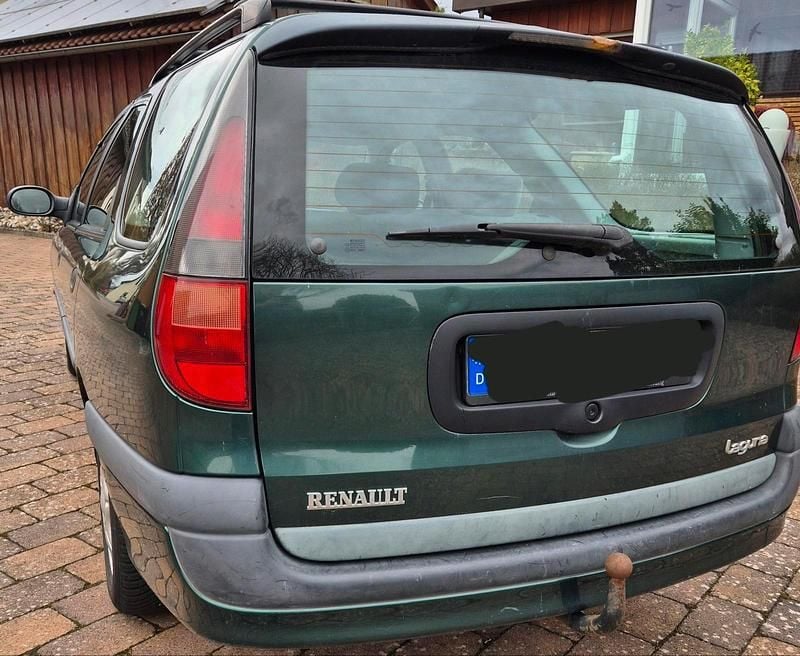 Gebraucht Renault Laguna 90 PS (66 kW) 1997 Grün Kombi