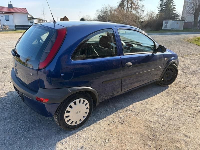 Gebraucht Opel Corsa 75 PS (55 kW) 2003 Kleinwagen