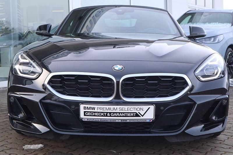 Gebraucht BMW Z4 Performance 258 PS (189 kW) 2024 Schwarz Cabrio