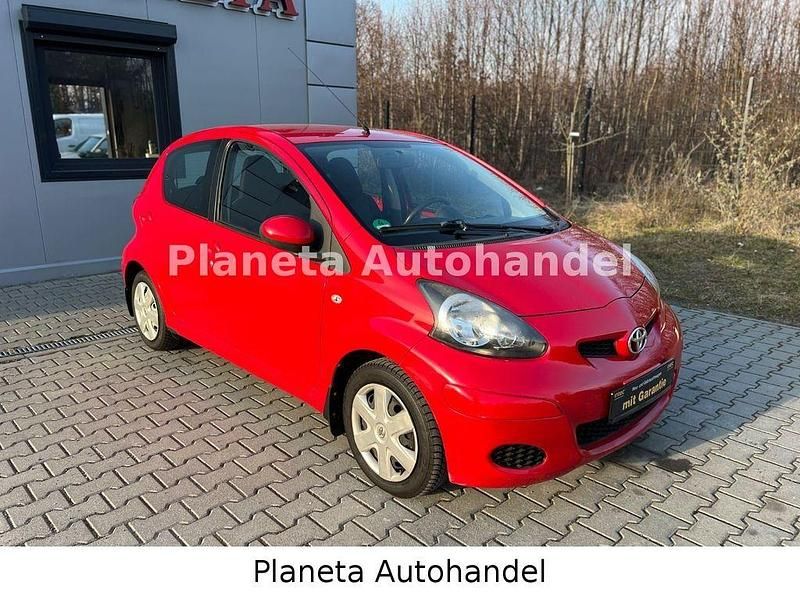 Gebraucht Toyota Aygo Cool 68 PS (50 kW) 2009 Fire red Kleinwagen