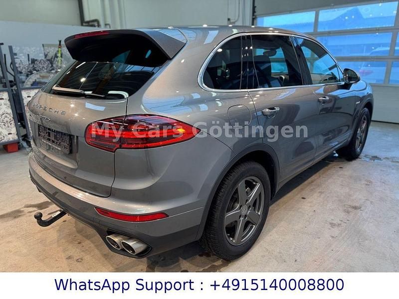Gebraucht Porsche Cayenne S 385 PS (283 kW) 2016 Grau SUV