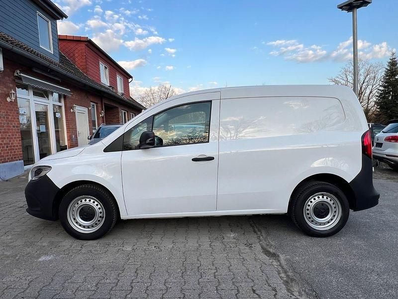 Gebraucht Mercedes Citan 110 95 PS (69 kW) 2022 Weiß Van / Kleinbus