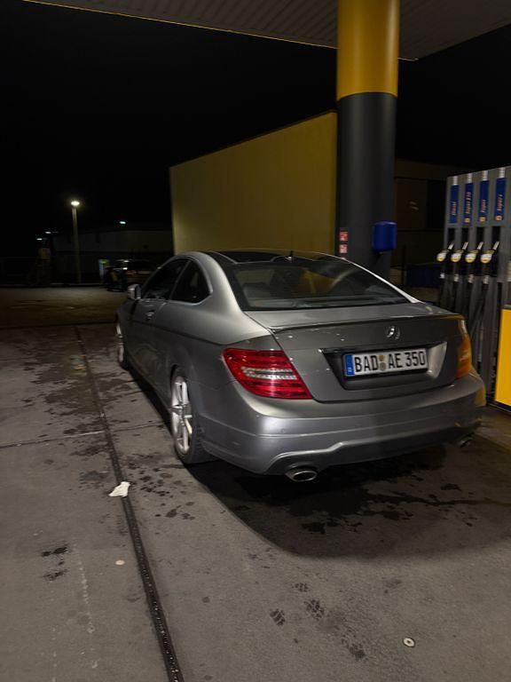 Gebraucht Mercedes C350 306 PS (225 kW) 2011 Grau Coupé