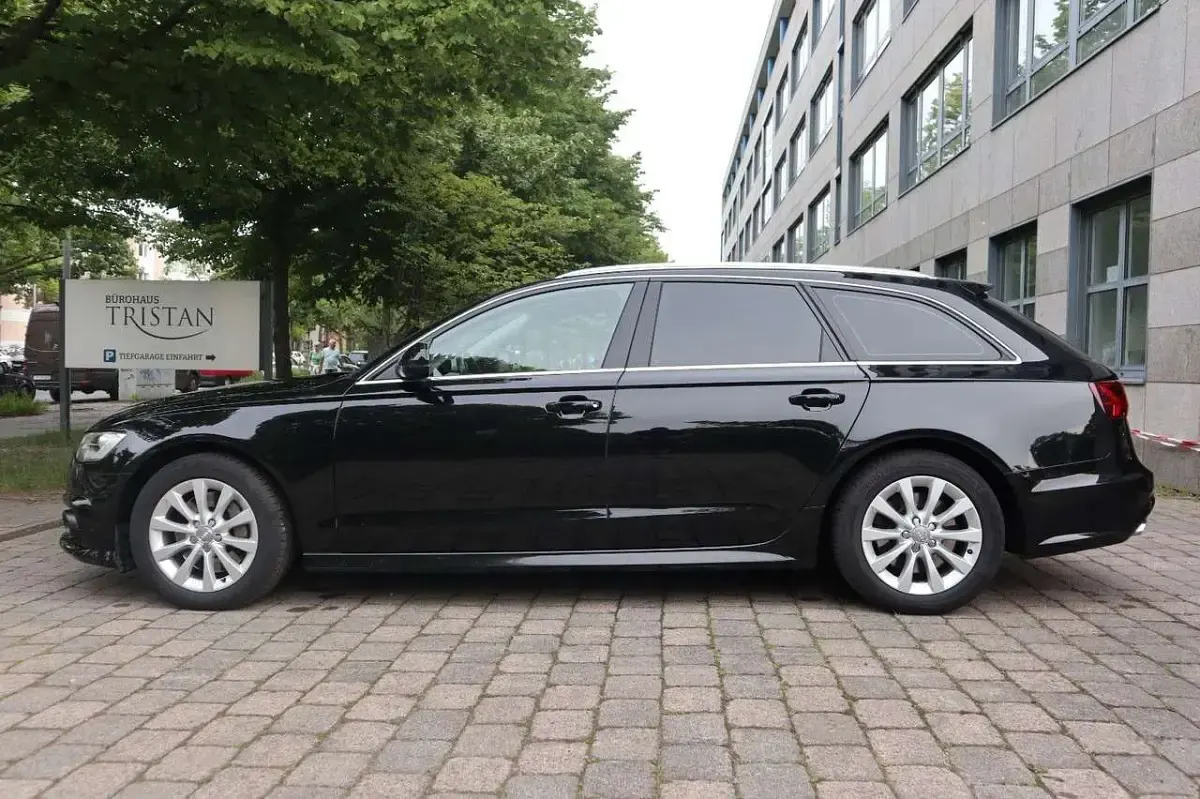 Używany Audi A6 218 KM (160 kW) 2016 Czarny Kombi