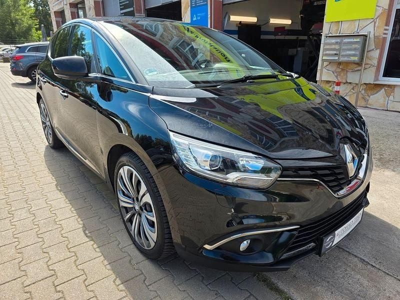 Gebraucht Renault Scénic IV Business 140 PS (102 kW) 2019 Schwarz Van / Kleinbus