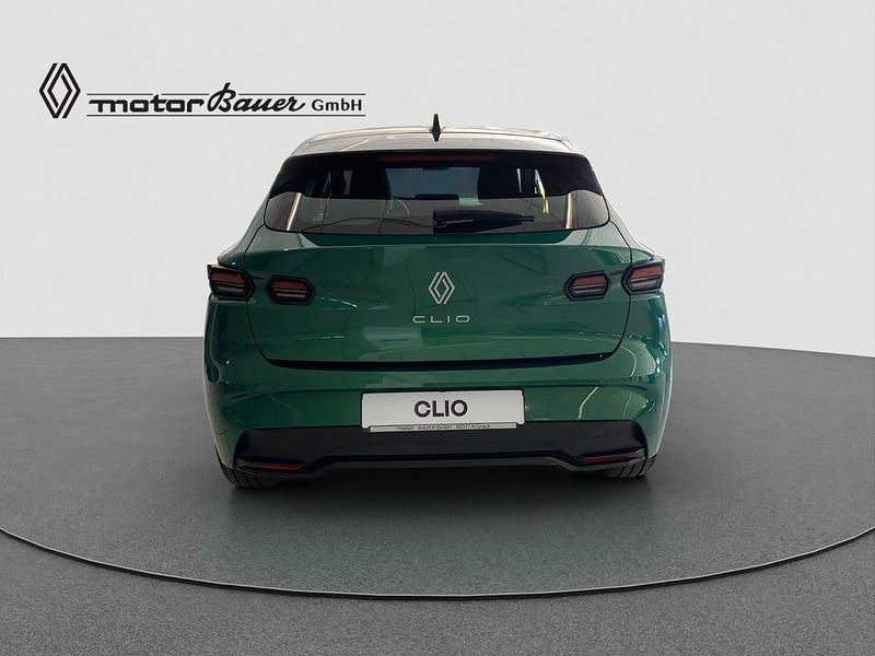 Neu Renault Clio V Evolution 114 PS (83 kW) 2026 Grün Limousine