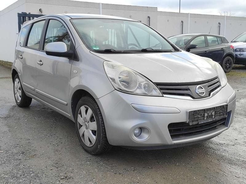 Gebraucht Nissan Note Acenta 88 PS (64 kW) 2009 Silver (m) Kleinwagen