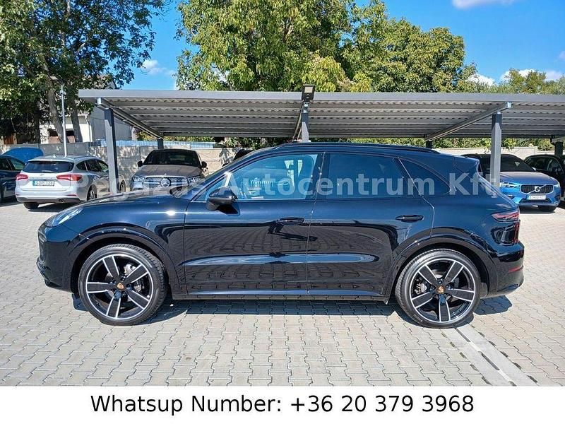 Gebraucht Porsche Cayenne Basis 340 PS (250 kW) 2021 Schwarz SUV