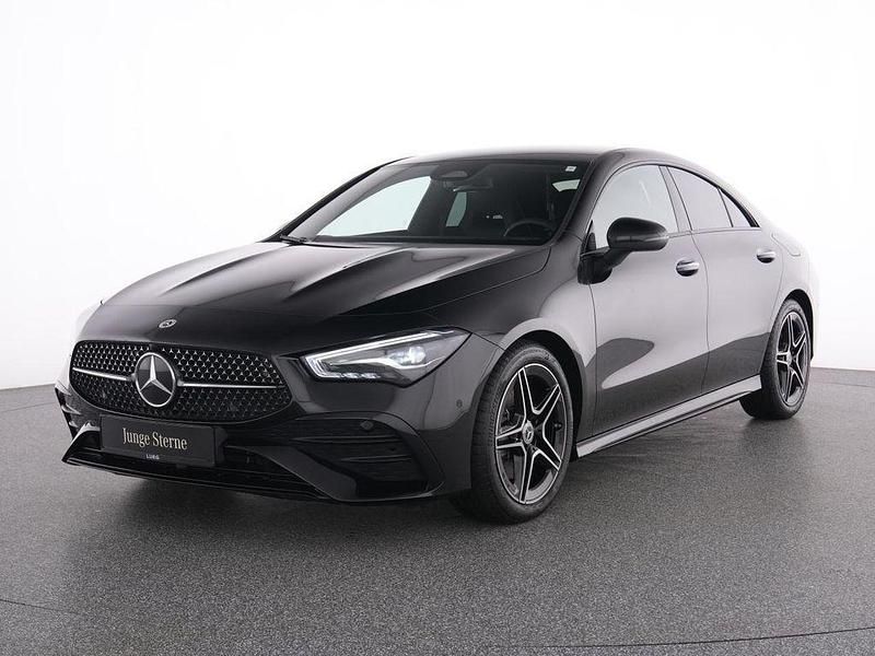 Schwarz Gebraucht 2024 Mercedes CLA200 AMG Coupé | 37.990 € (Etwas zu teuer) - Bild 1/4