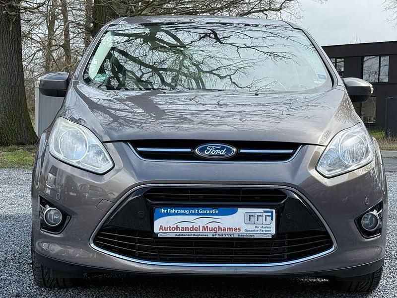 Gebraucht Ford Grand C-Max Titanium 140 PS (102 kW) 2014 Braun Van / Kleinbus