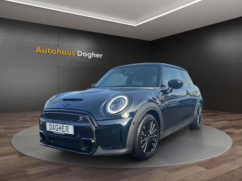 Schwarz Gebraucht 2021 Mini Cooper S Business Kleinwagen | 25.990 € (Fairer Preis) - Bild 1/4