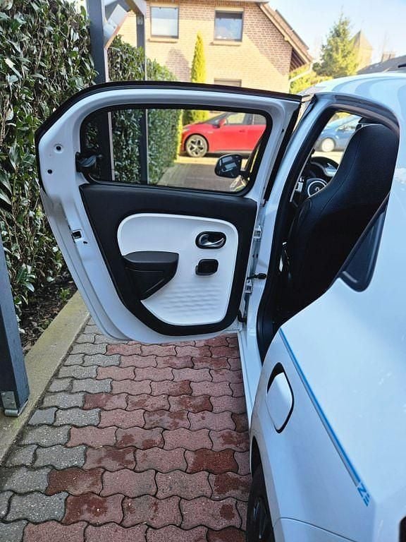 Gebraucht Renault Twingo Intens 60 kW (82 PS) 2021 Weiß Kleinwagen