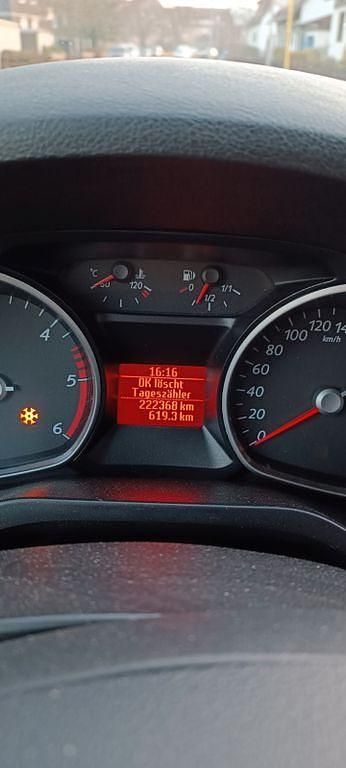 Silber Gebraucht 2007 Ford Galaxy Ghia Van / Kleinbus | 5.500 € (Etwas zu teuer) - Bild 1/4