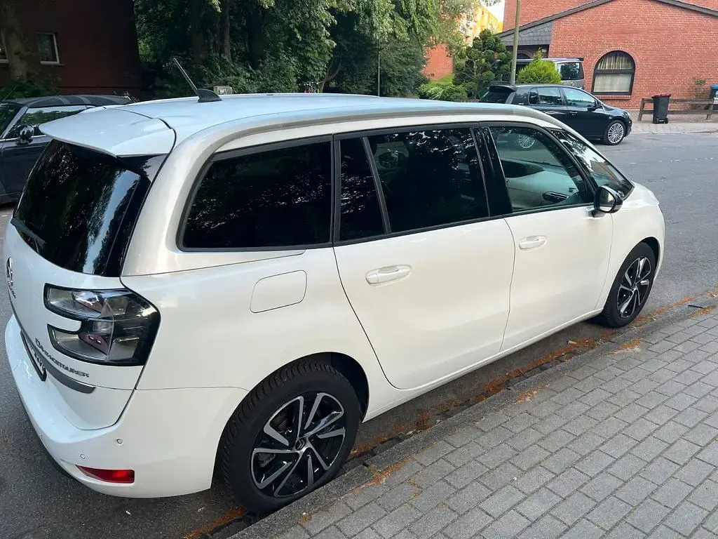 Gebraucht Citroën C4 SpaceTourer 131 PS (96 kW) 2021 Weiß Van / Kleinbus