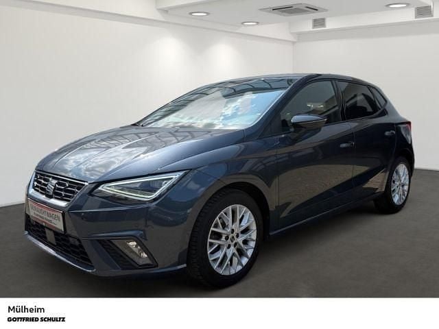 Grau Gebraucht 2024 Seat Ibiza FR Limousine | 22.800 € (Etwas zu teuer) - Bild 1/4
