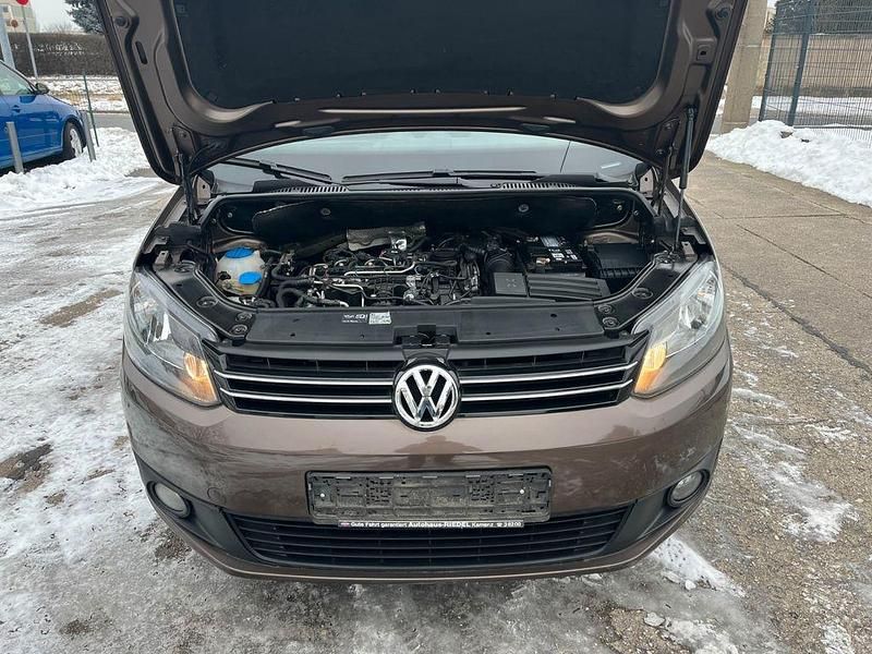 Gebraucht VW Caddy Trendline 102 PS (75 kW) 2012 Braun Van / Kleinbus