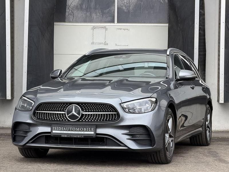 Gebraucht Mercedes E300 Premium 194 PS (142 kW) 2022 Grau Limousine
