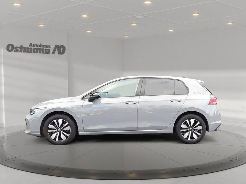 Gebraucht VW Golf VIII Goal 116 PS (85 kW) 2025 Mondsteingrau Limousine