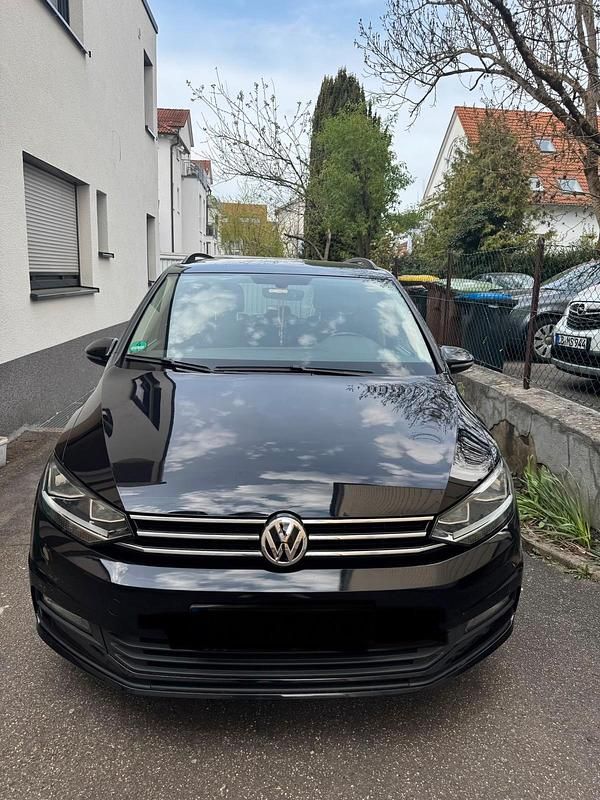 Gebraucht VW Touran 150 PS (110 kW) 2016 Schwarz Van / Kleinbus