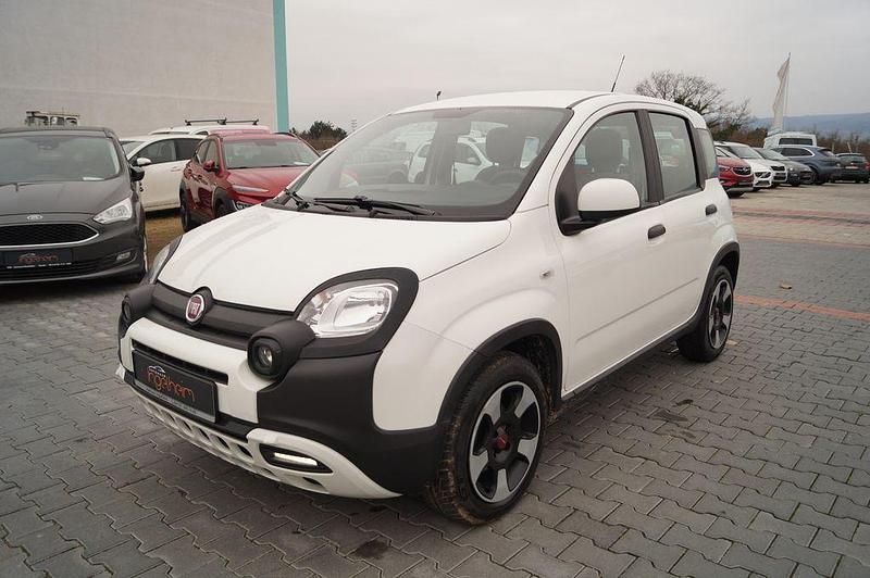 Gebraucht Fiat Panda Cross Cross 69 PS (50 kW) 2023 Weiß Kleinwagen