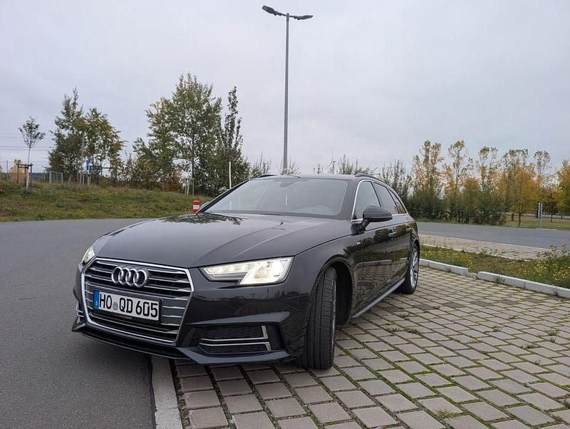 Gebraucht Audi A4 Sport 150 PS (110 kW) 2016 Blau Kombi