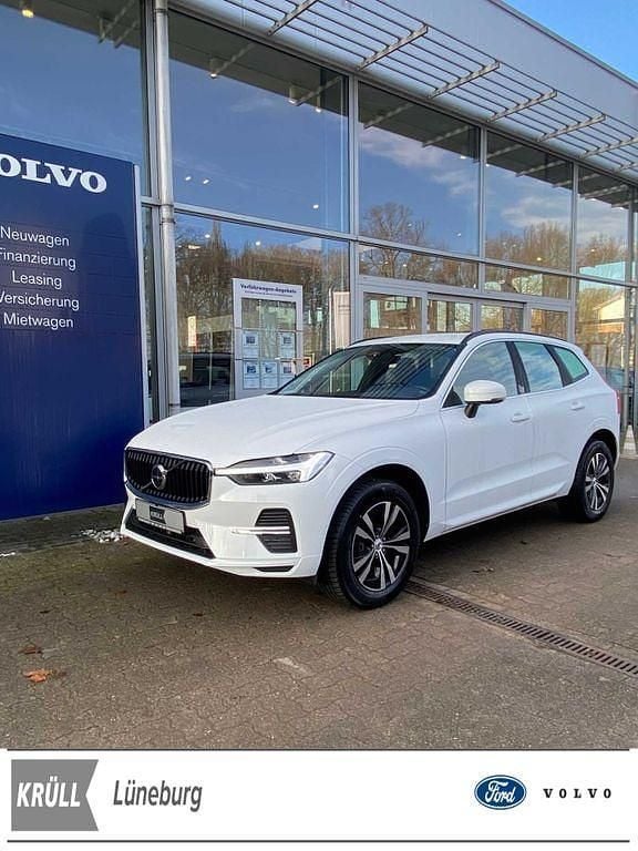 Weiß Gebraucht 2022 Volvo XC60 Momentum SUV | 30.901 € (Superpreis) - Bild 1/4