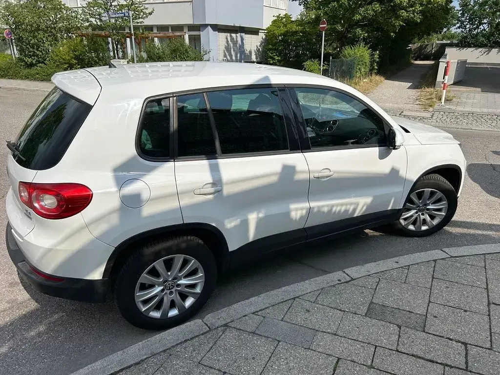 Gebraucht VW Tiguan Trendline 150 PS (110 kW) 2009 Weiß SUV