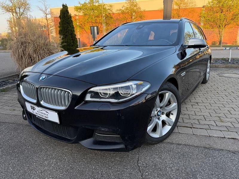 Gebraucht BMW M550 Performance 381 PS (280 kW) 2016 Schwarz Limousine