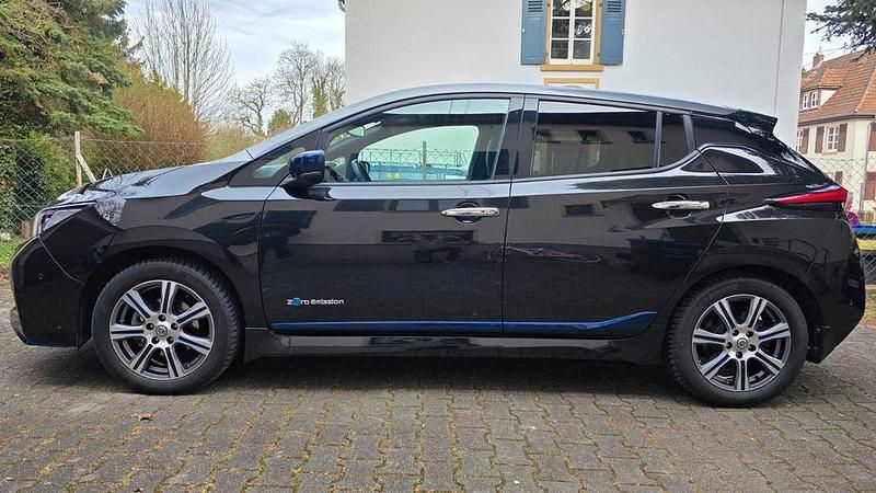 Gebraucht Nissan Leaf Tekna 160 kW (218 PS) 2019 Schwarz Kleinwagen