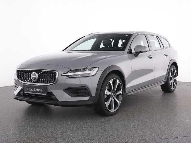 Gebraucht Volvo V60 CC 145 PS (106 kW) 2024 Kombi
