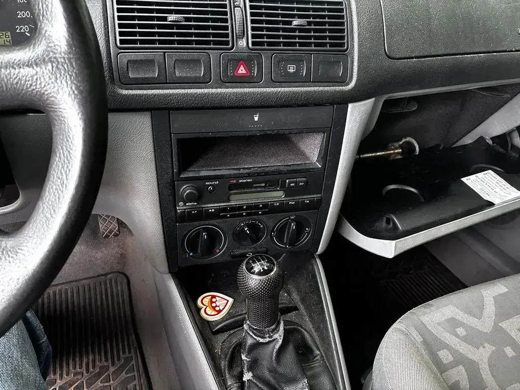 Gebraucht VW Golf III 75 PS (55 kW) 1998 Silber Limousine
