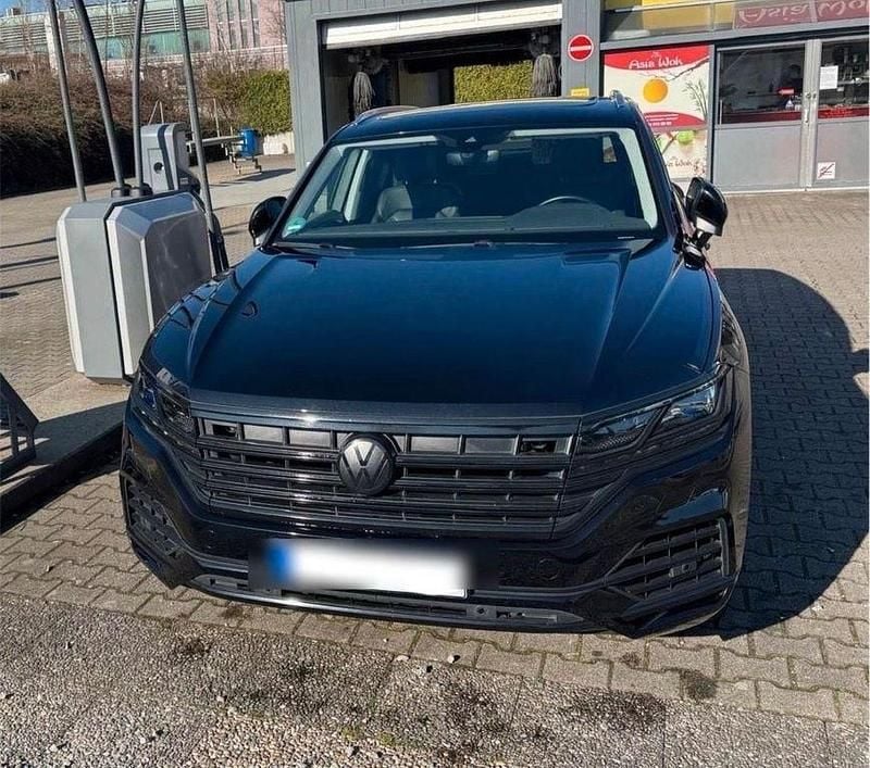 Schwarz Gebraucht 2018 VW Touareg SUV | 38.000 € (Superpreis) - Bild 1/4