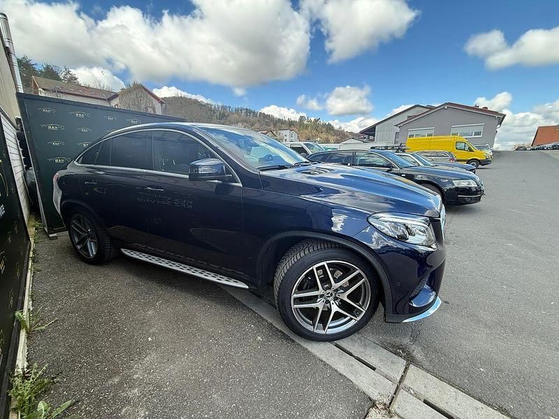 Gebraucht Mercedes GLE350 258 PS (189 kW) 2020 Blau SUV