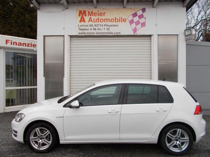 Gebraucht VW Golf VII Cup 110 PS (80 kW) 2015 Weiß Limousine