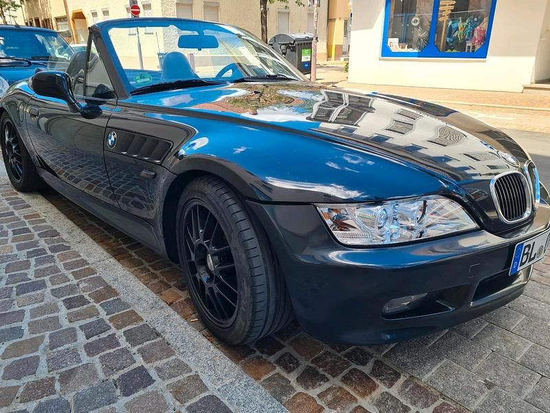 Schwarz Gebraucht 1997 BMW Z3 Cabrio | 4.300 € (Guter Preis) - Bild 1/4