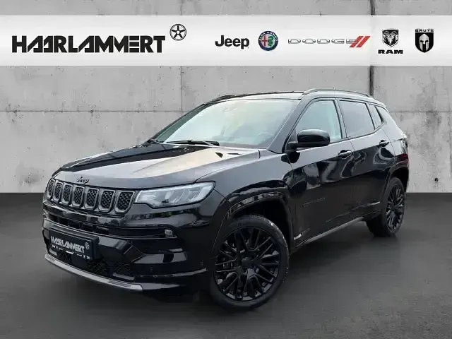 Gebraucht Jeep Compass 131 PS (96 kW) 2023 Schwarz SUV